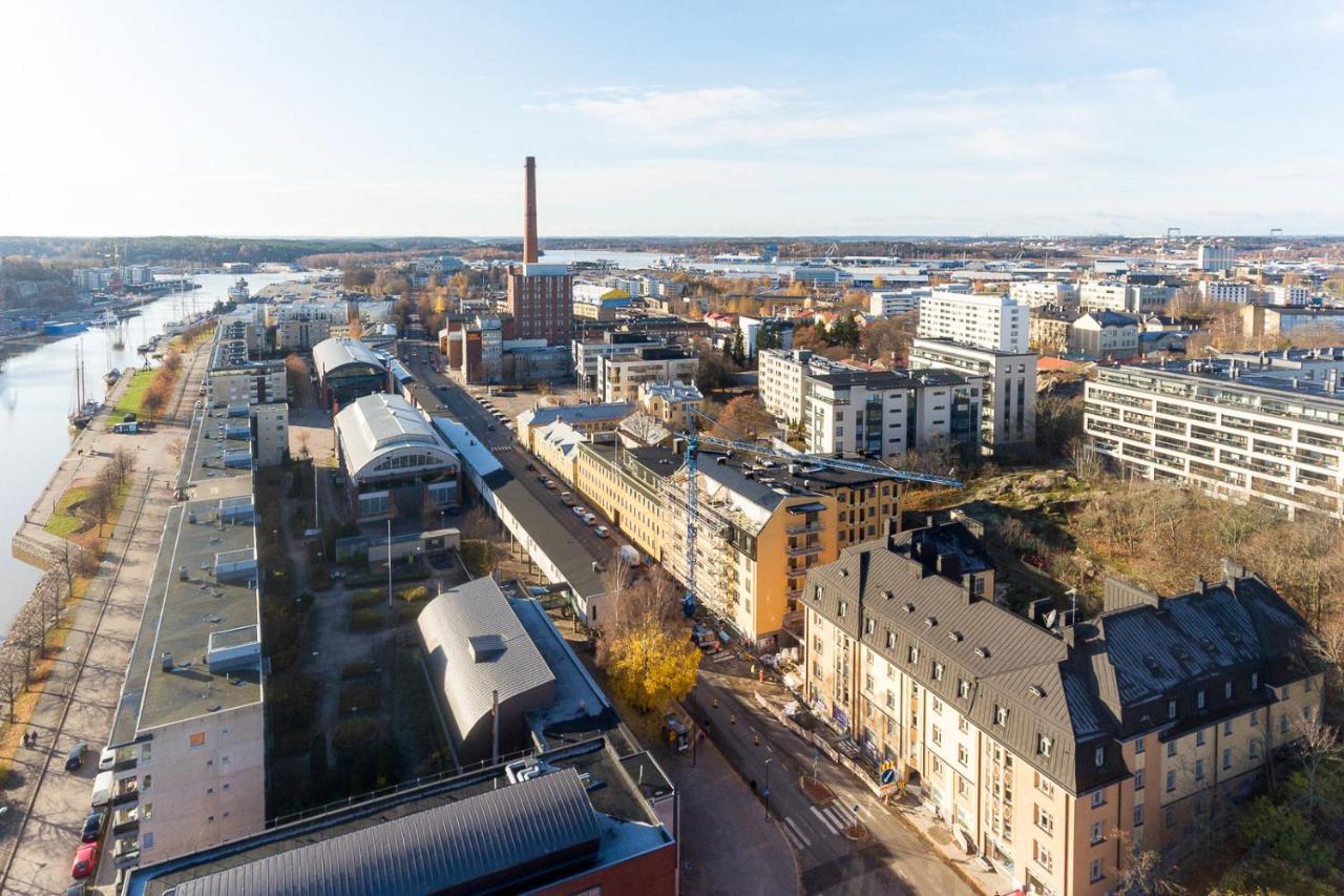 Riverside Lux With 2 Bedrooms, Car Park Garage And Sauna Turku Extérieur photo