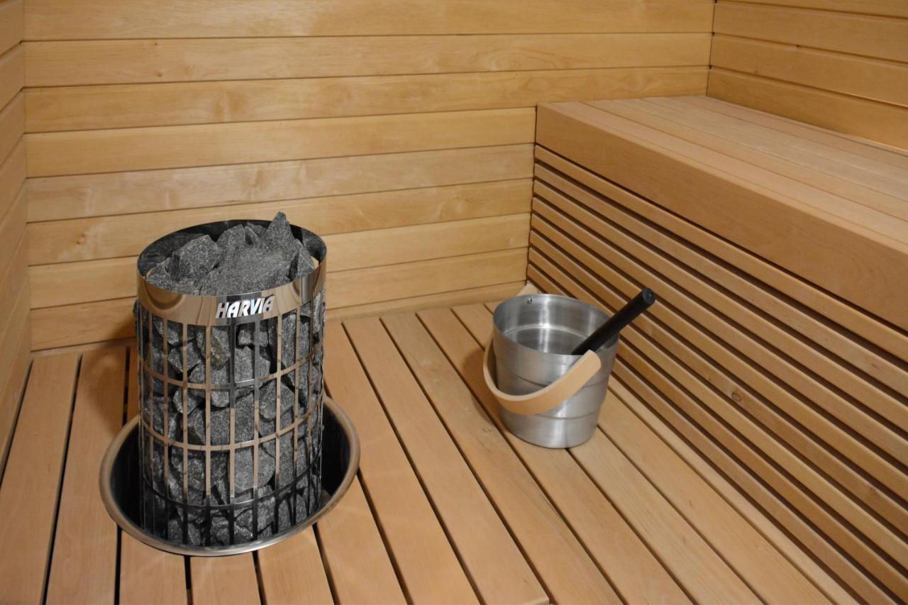 Riverside Lux With 2 Bedrooms, Car Park Garage And Sauna Turku Extérieur photo